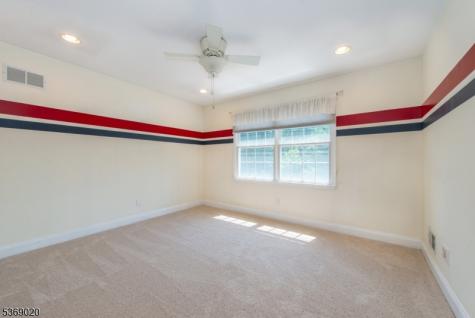 5 Savannah Court Bernards NJ 07920