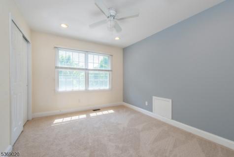 5 Savannah Court Bernards NJ 07920