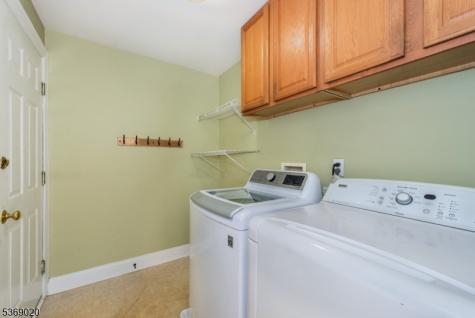 5 Savannah Court Bernards NJ 07920