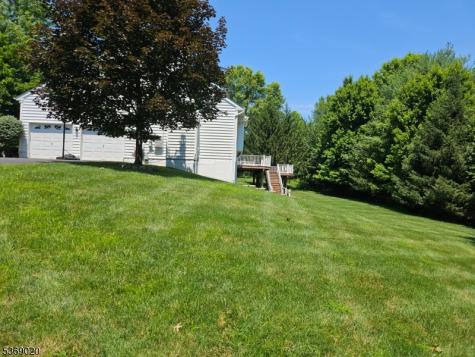 5 Savannah Court Bernards NJ 07920