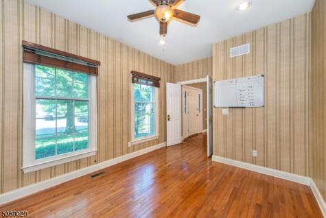 5 Savannah Court Bernards NJ 07920