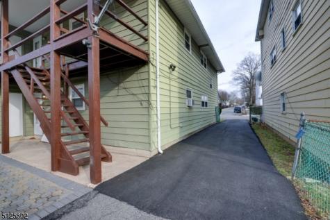 295 N Park Street East Orange NJ 07017