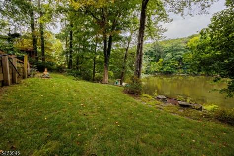 49 E Shore Drive Vernon NJ 07462