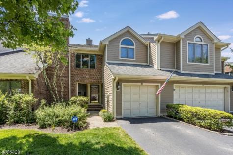 35 Lenox Court Montville NJ 07045
