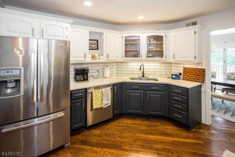 35 Lenox Court Montville NJ 07045
