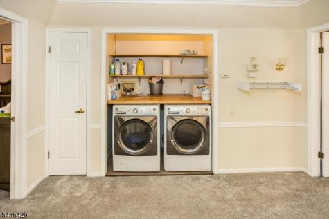 35 Lenox Court Montville NJ 07045