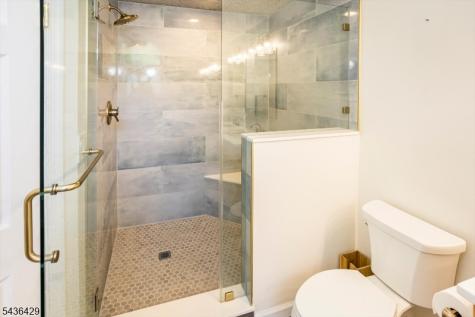 35 Lenox Court Montville NJ 07045