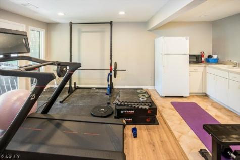 35 Lenox Court Montville NJ 07045