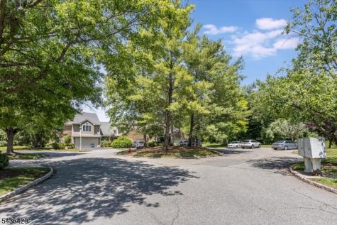 35 Lenox Court Montville NJ 07045