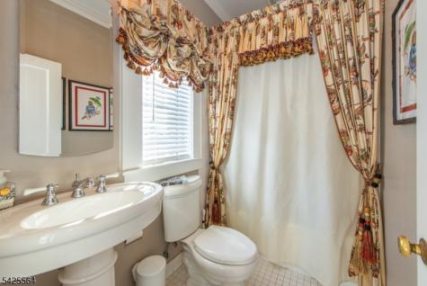 37 Colles Avenue Morristown NJ 07960