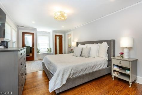 242 Forest Avenue Glen Ridge Boro NJ 07028
