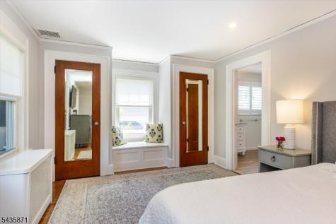 242 Forest Avenue Glen Ridge Boro NJ 07028