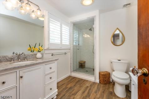 242 Forest Avenue Glen Ridge Boro NJ 07028