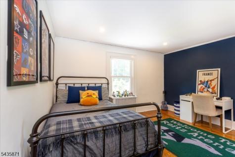 242 Forest Avenue Glen Ridge Boro NJ 07028