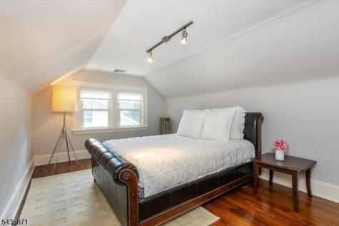 242 Forest Avenue Glen Ridge Boro NJ 07028