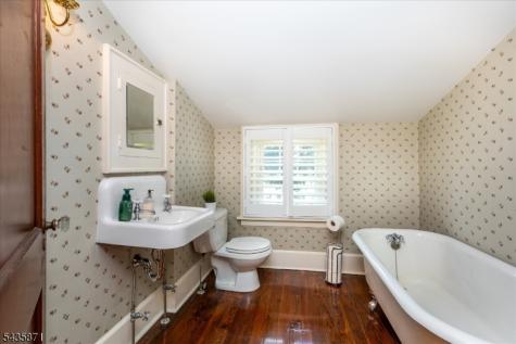 242 Forest Avenue Glen Ridge Boro NJ 07028