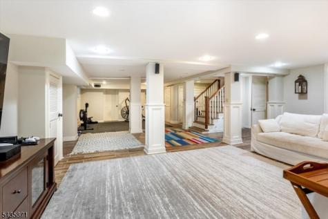 242 Forest Avenue Glen Ridge Boro NJ 07028
