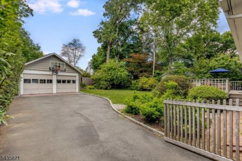 242 Forest Avenue Glen Ridge Boro NJ 07028