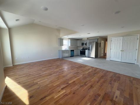 487 S 18th Street 2nd Fl Newark NJ 07103