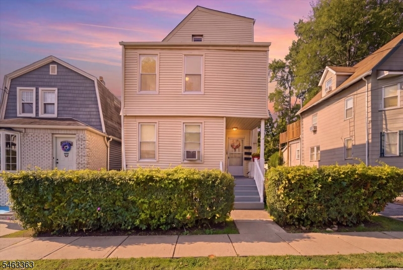 23 Tichenor Place Montclair NJ 07042