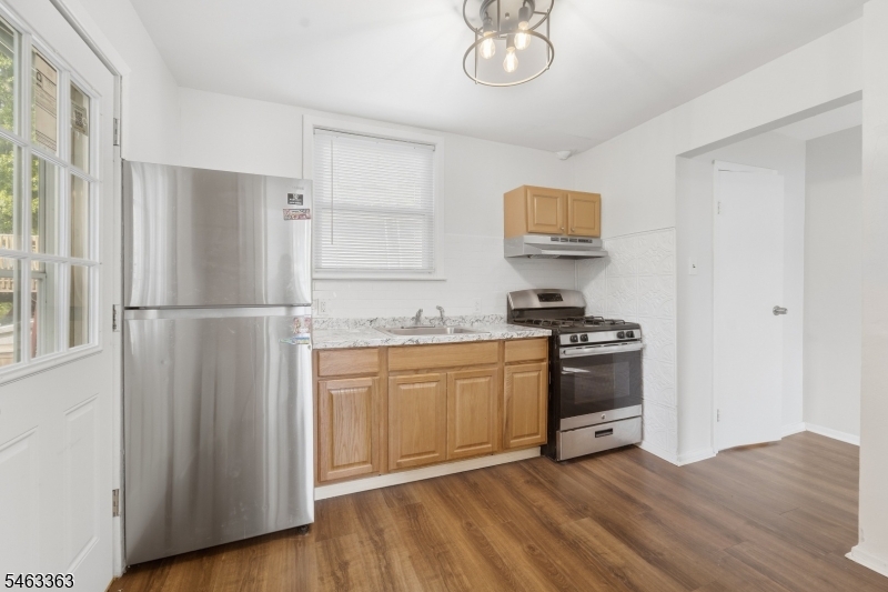 23 Tichenor Place Montclair NJ 07042