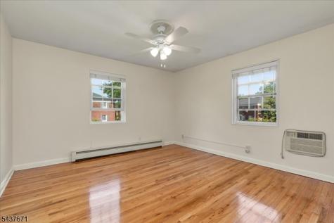 11 W Roselle Avenue Roselle Park NJ 07204