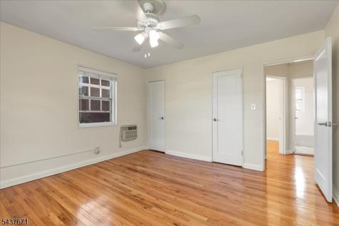 11 W Roselle Avenue Roselle Park NJ 07204