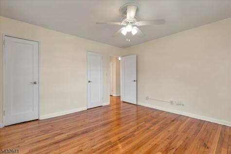 11 W Roselle Avenue Roselle Park NJ 07204
