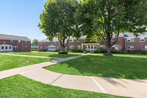 11 W Roselle Avenue Roselle Park NJ 07204