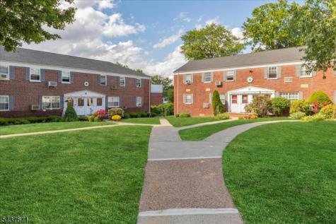 11 W Roselle Avenue Roselle Park NJ 07204
