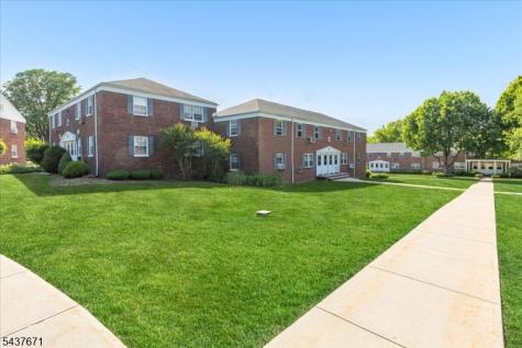 11 W Roselle Avenue Roselle Park NJ 07204