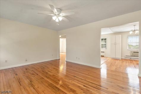 11 W Roselle Avenue Roselle Park NJ 07204