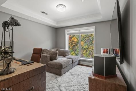 100 Eton Row Weehawken NJ 07086