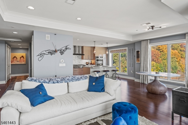 100 Eton Row Weehawken NJ 07086