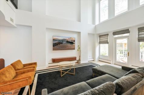 207 Shearwater Court Jersey City NJ 07305