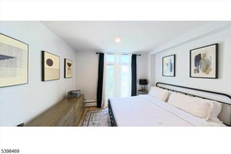 207 Shearwater Court Jersey City NJ 07305