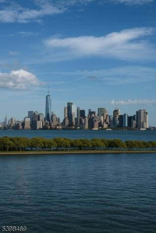 207 Shearwater Court Jersey City NJ 07305