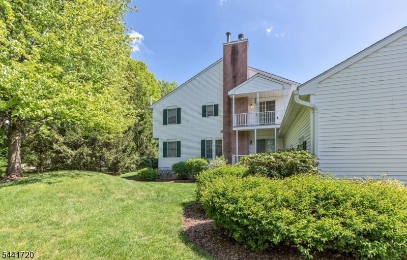 82 Smithfield Court Bernards NJ 07920