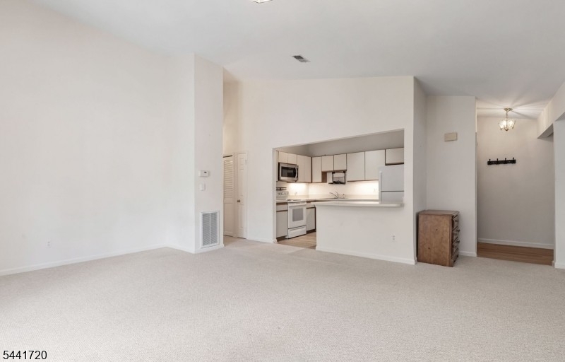 82 Smithfield Court Bernards NJ 07920
