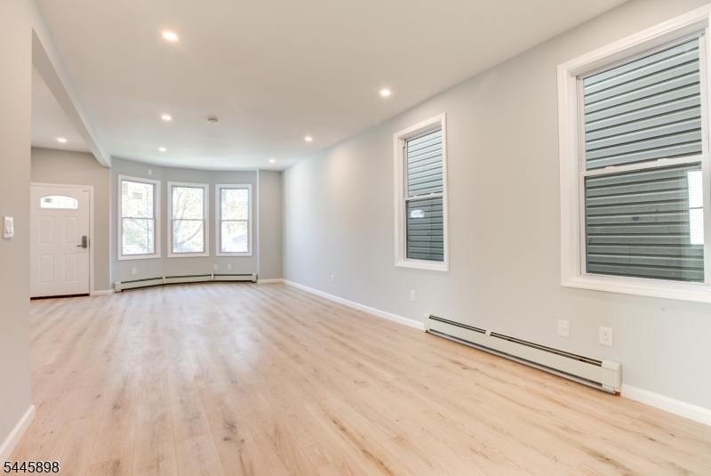34 Millington Avenue Newark NJ 07108
