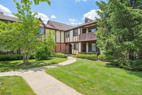 3 Avon Court Chatham NJ 07928