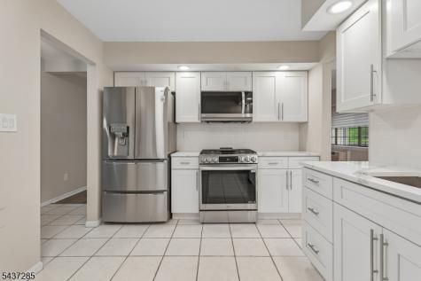 3 Avon Court Chatham NJ 07928