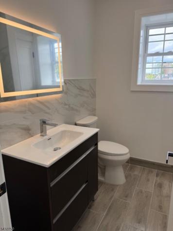321 Jefferson Avenue Elizabeth NJ 07201