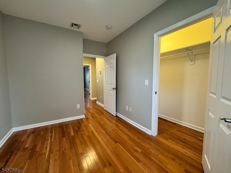 968 Dehart Place Elizabeth NJ 07202