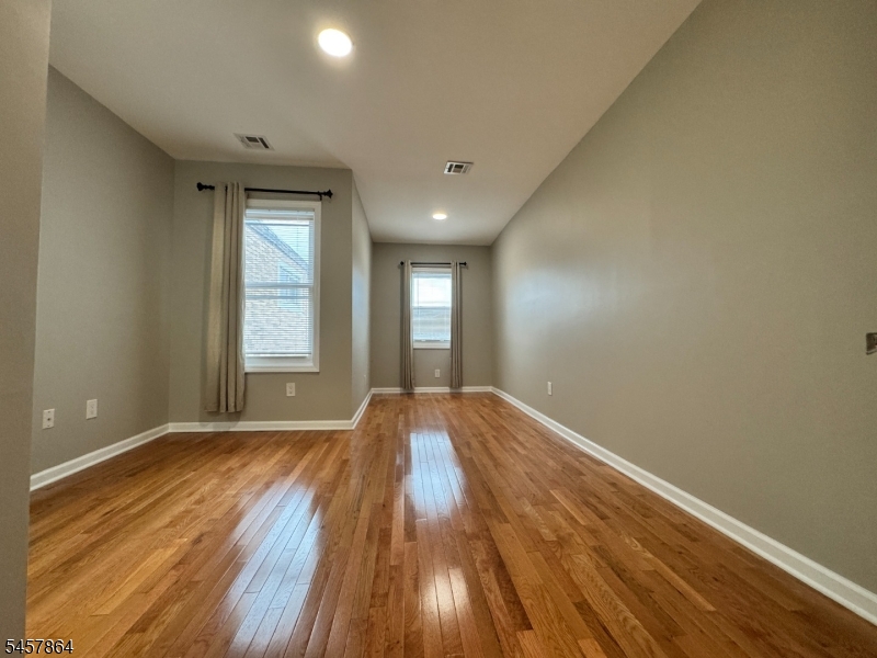 968 Dehart Place Elizabeth NJ 07202