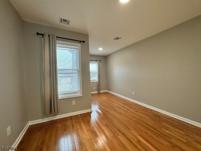 968 Dehart Place Elizabeth NJ 07202
