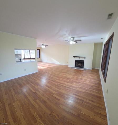3 Pevero Dr, Unit 3 Vernon NJ 07462