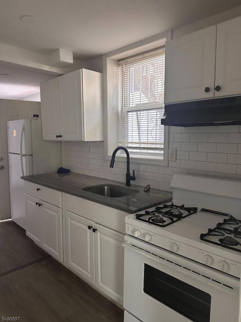 308 2ND Street Elizabeth NJ 07206