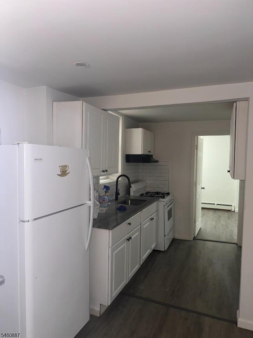 308 2ND Street Elizabeth NJ 07206