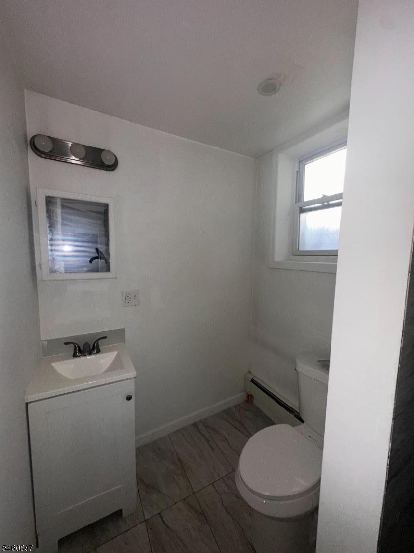 308 2ND Street Elizabeth NJ 07206